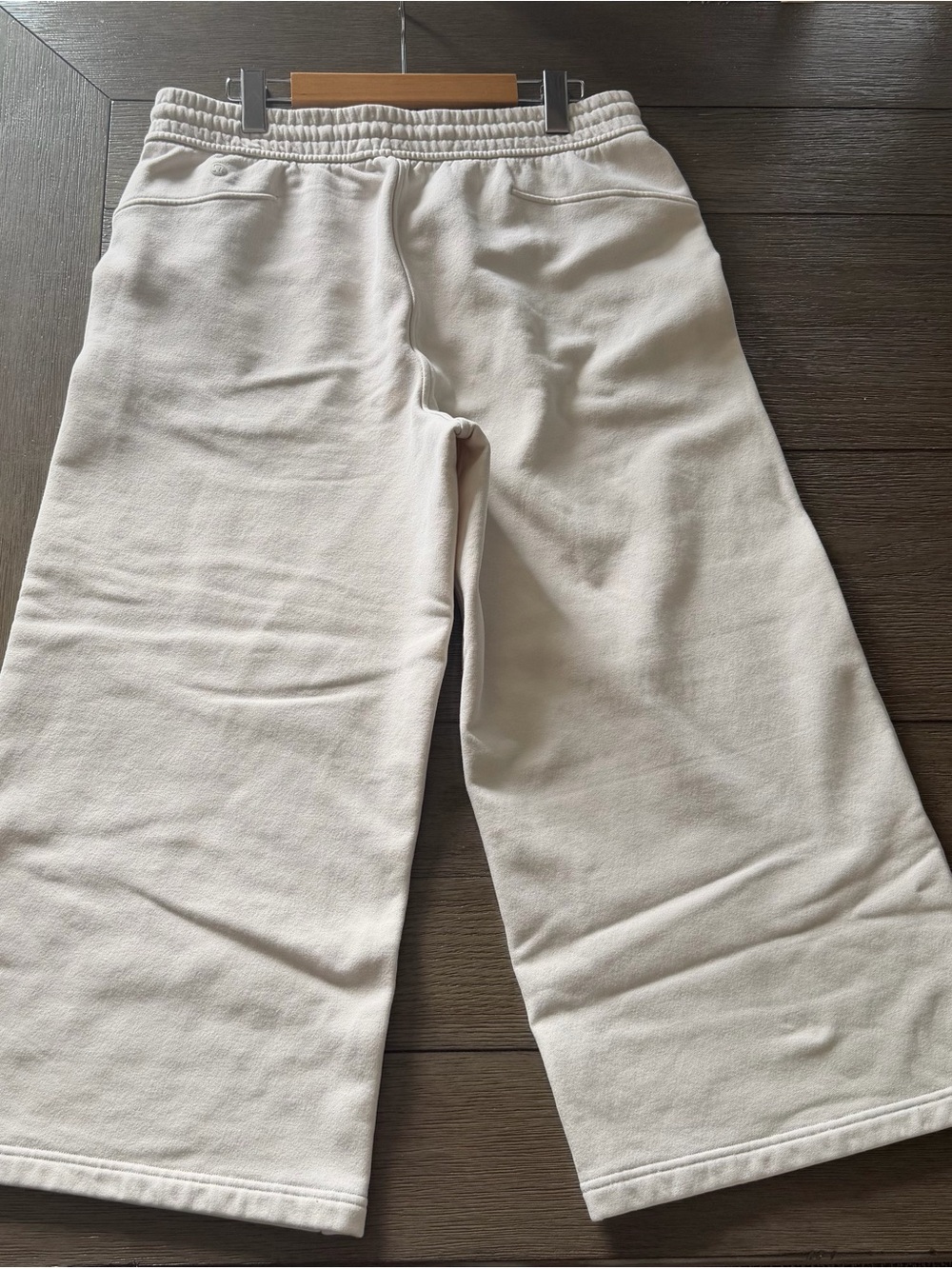 Lululemon Loungeful High-Rise Wide Leg Crop, 10 - Picture 7 of 8